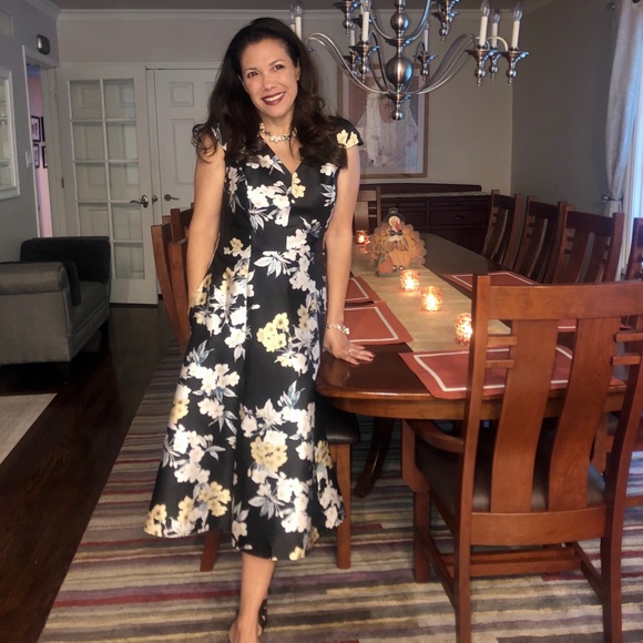 Meet your Posher, Vanessa - Picture 2 of 3